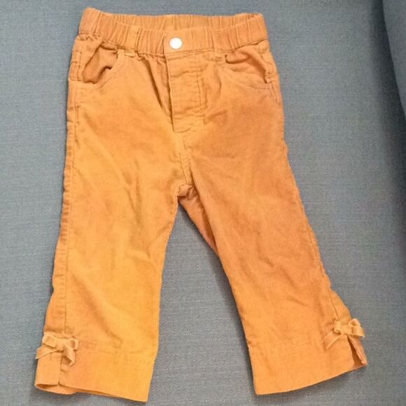 Baby Boden corduroys w/bows 4 fall Stretch waist. - Picture 1 of 6